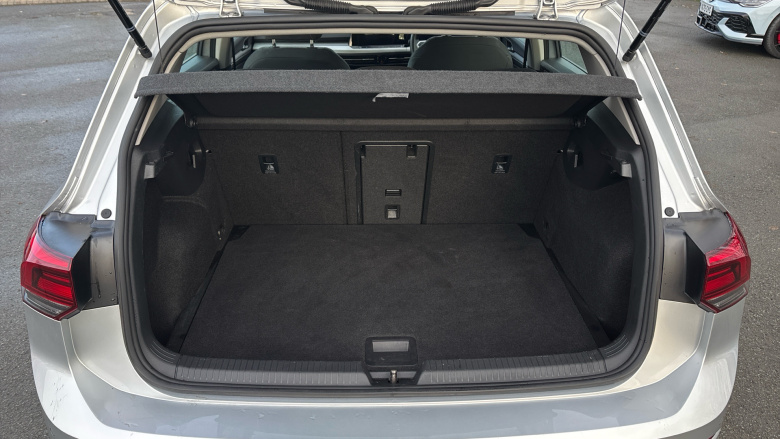 Volkswagen Golf 2.0 TDI Life 5dr DSG Diesel Hatchback